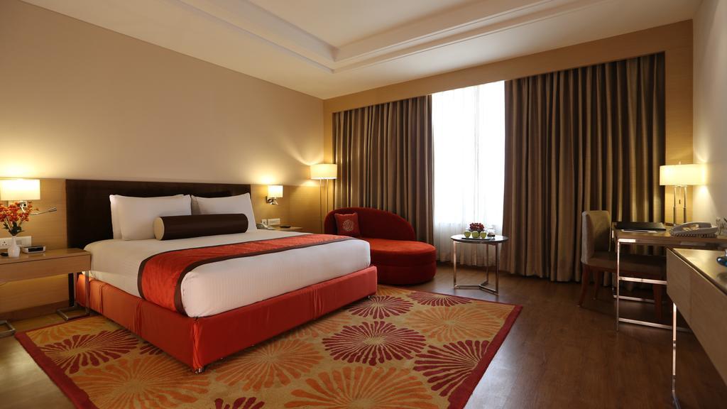 Country Inn & Suites By Radisson, Meerut Exteriör bild