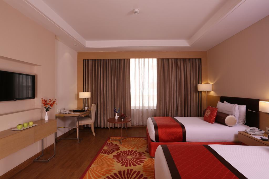 Country Inn & Suites By Radisson, Meerut Exteriör bild