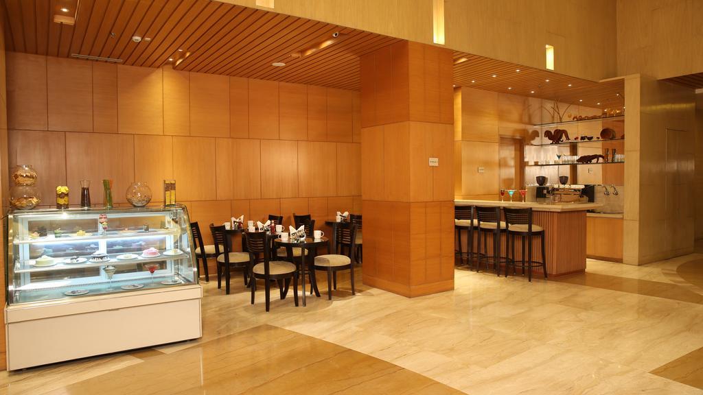 Country Inn & Suites By Radisson, Meerut Exteriör bild